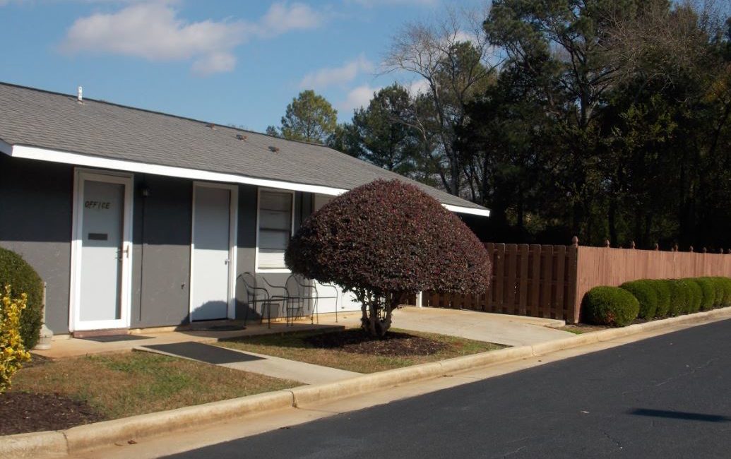 Leasing Office